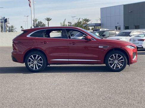 Used 2025 Jaguar F-PACE R-Dynamic S image 17