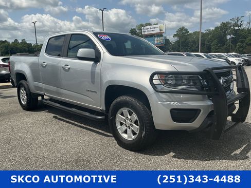 Used 2019 Chevrolet Colorado W/T w/ WT Convenience Package RWD image 9