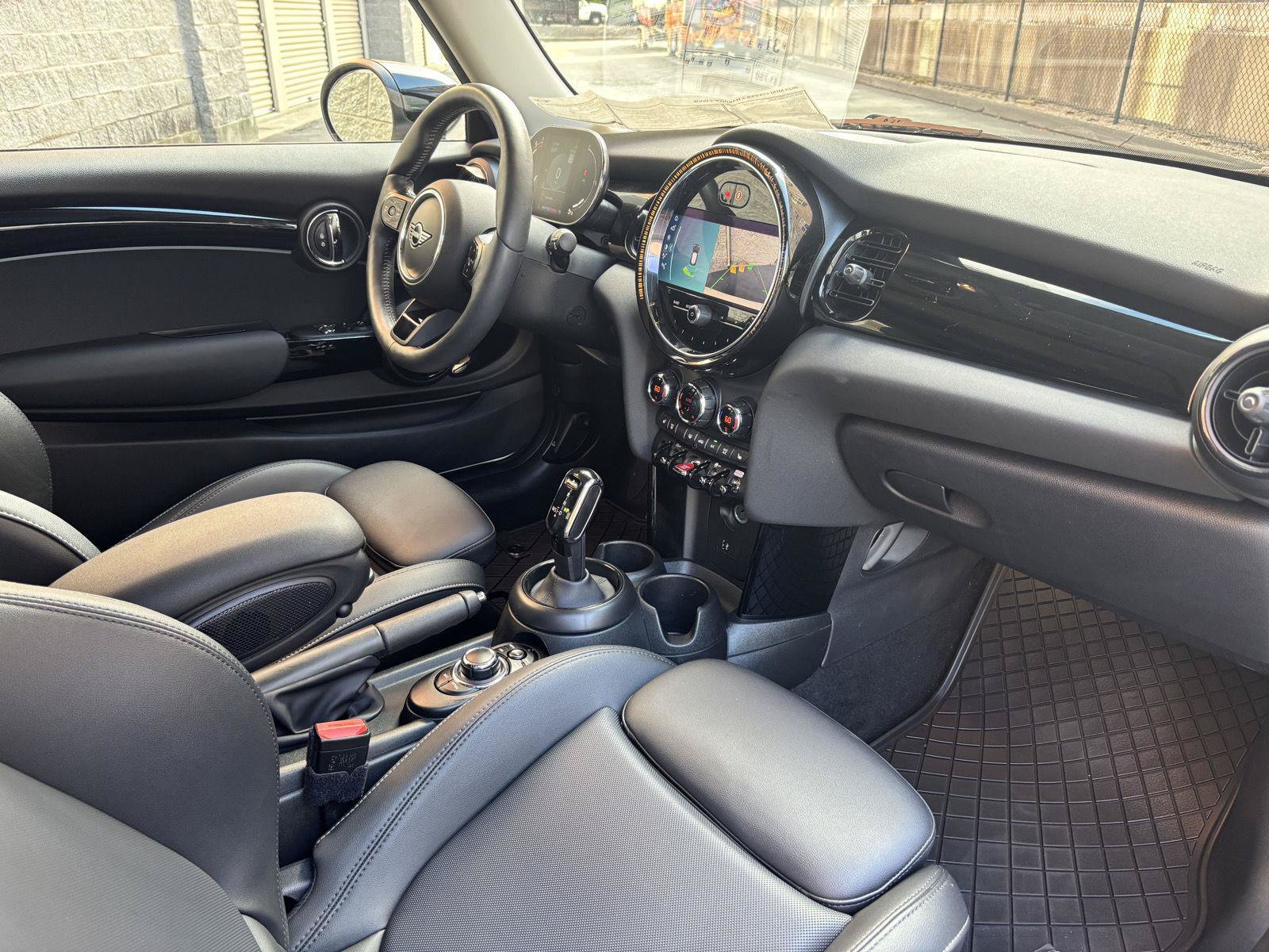 Used 2023 MINI Cooper S FWD image 9