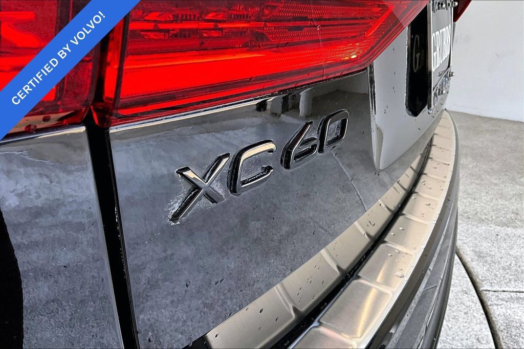 Used 2024 Volvo XC60 T8 Ultimate w/ Protection Package Premier AWD/4WD image 38
