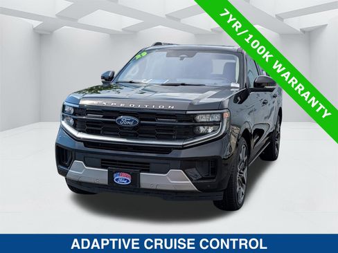 Certified 2025 Ford Expedition Max Platinum AWD/4WD image 8