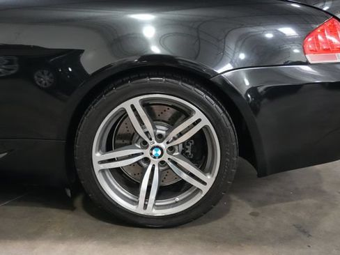 Used 2007 BMW M6 Convertible RWD image 14