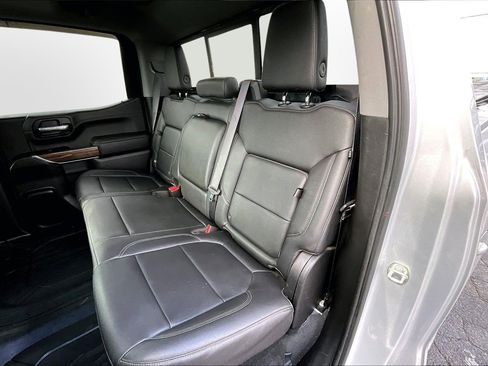 Used 2019 Chevrolet Silverado 1500 LT Trail Boss image 18