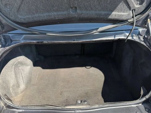 Used 2019 Dodge Challenger SXT RWD image 18