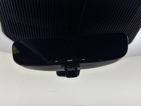 Used 2023 Fisker Ocean One image 29