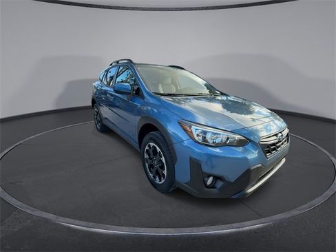 Certified 2021 Subaru Crosstrek 2.0i Premium w/ Moonroof Package image 2