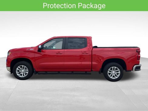 Used 2022 Chevrolet Silverado 1500 LT AWD/4WD image 9