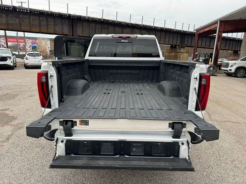 Certified 2024 GMC Sierra 3500 Denali Ultimate image 9