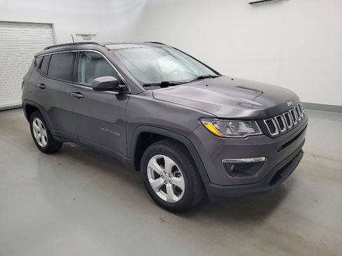 Used 2019 Jeep Compass Latitude w/ Popular Equipment Group AWD/4WD image 11