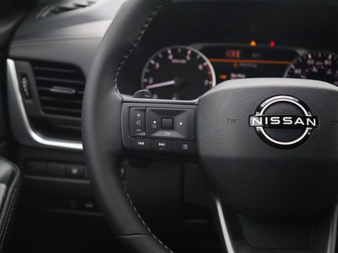 New 2026 Nissan Rogue SV AWD/4WD image 10