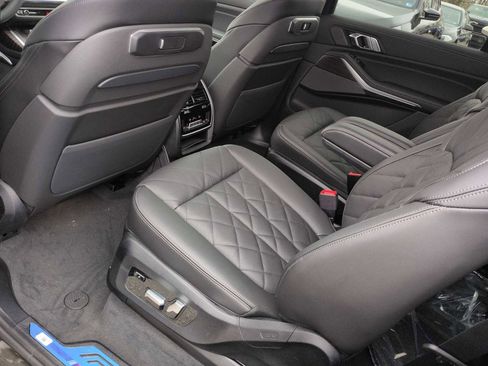 New 2026 BMW X7 xDrive40i w/ M Sport Package AWD/4WD image 19