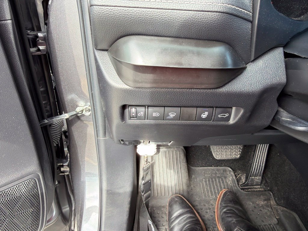 Used 2022 Toyota RAV4 Limited w/ Limited Grade Weather Package AWD/4WD image 7