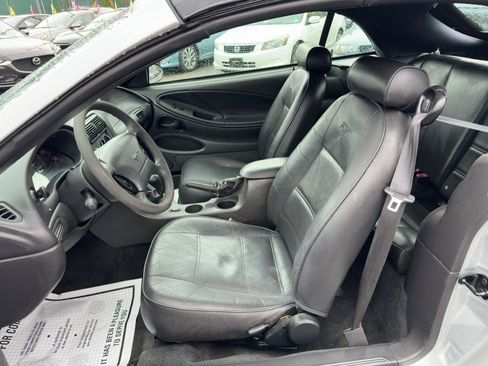 Used 2003 Ford Mustang Premium RWD image 11