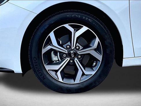 Used 2021 Kia Forte LXS FWD image 10