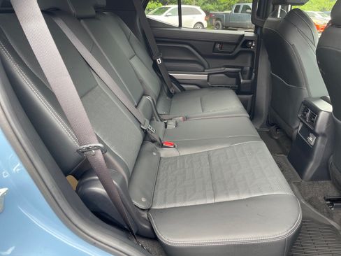 Used 2025 Toyota 4Runner TRD Sport Premium RWD image 18
