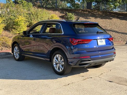 Used 2025 Audi Q3 2.0T Premium image 5