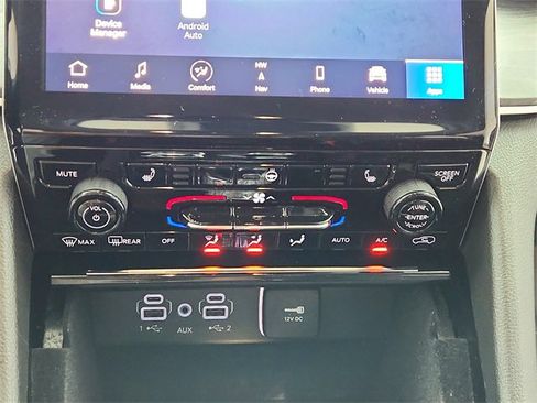 Used 2022 Jeep Grand Cherokee L Limited image 35