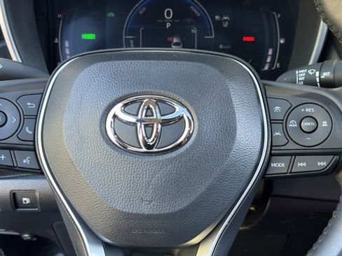 Used 2024 Toyota Corolla XLE FWD image 17