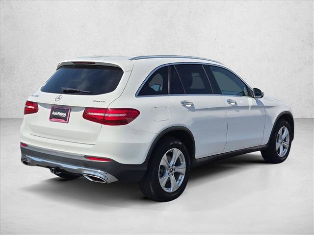 Used 2017 Mercedes-Benz GLC 300 4MATIC image 5