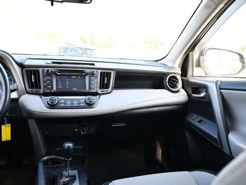 Used 2016 Toyota RAV4 XLE AWD/4WD image 20
