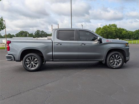 Used 2021 Chevrolet Silverado 1500 LT AWD/4WD image 6