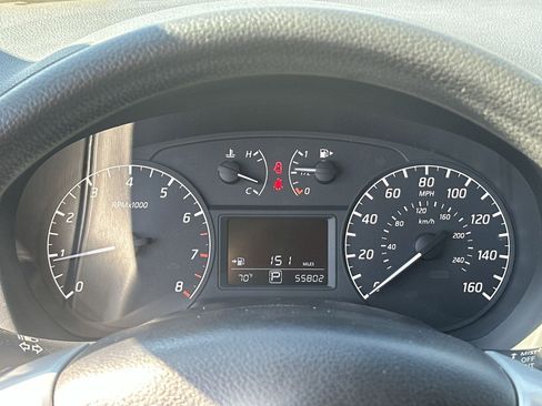 Used 2017 Nissan Sentra S image 10