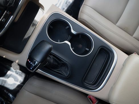 Used 2019 Dodge Durango Citadel w/ Technology Group RWD image 41