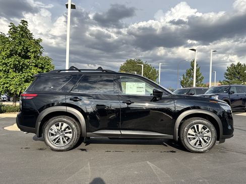New 2026 Nissan Pathfinder SV AWD/4WD image 2