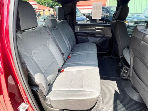 Used 2021 RAM 1500 Big Horn AWD/4WD image 14