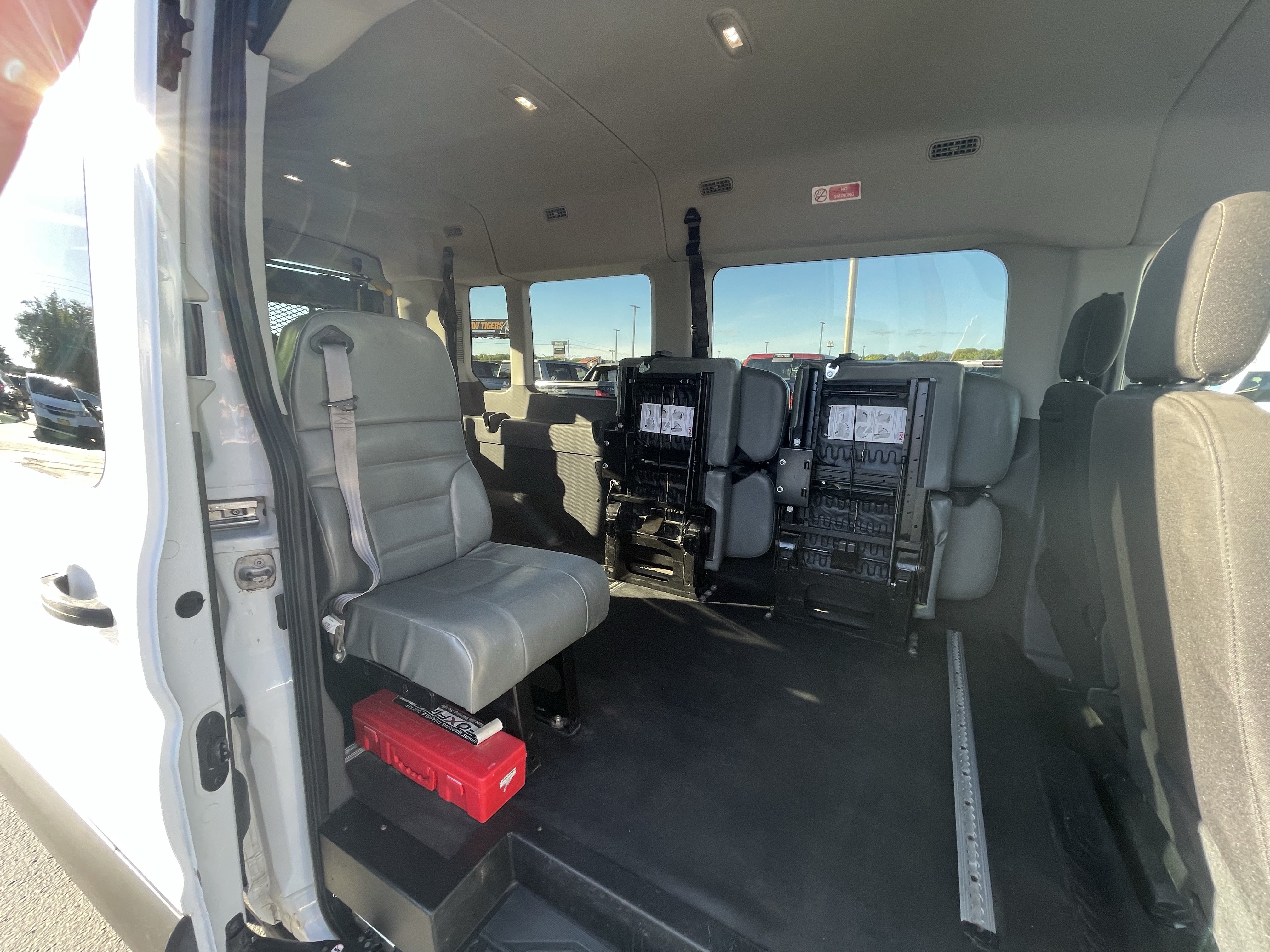 Used 2021 Ford Transit 350 XLT AWD/4WD image 13