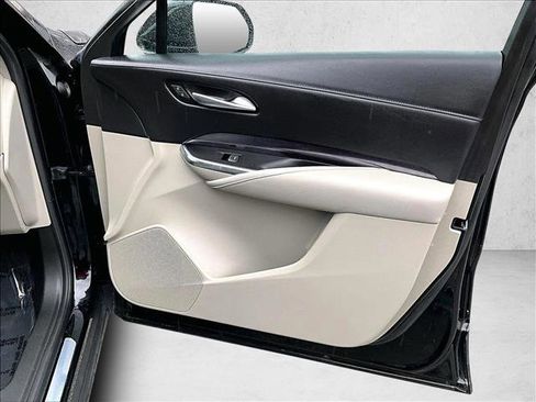 Used 2023 Cadillac XT4 Luxury image 19