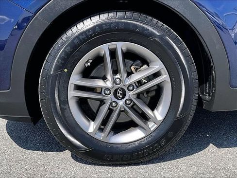 Used 2017 Hyundai Santa Fe Sport image 7