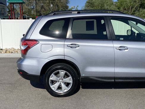 Used 2015 Subaru Forester 2.5i Premium w/ Popular Package #2 AWD/4WD image 10