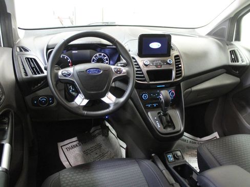 Used 2020 Ford Transit Connect XLT image 7