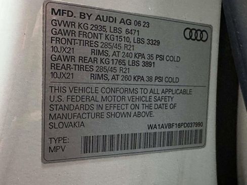 Used 2023 Audi Q8 Premium w/ Convenience Package image 32