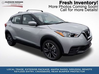 Used 2020 Nissan Kicks SV w/ Exterior Package