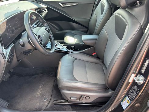 Used 2023 Kia Niro Wind w/ Wind Preserve Package image 24