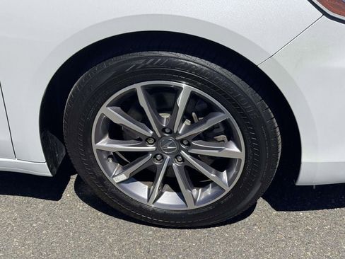 Used 2020 Acura TLX FWD image 5