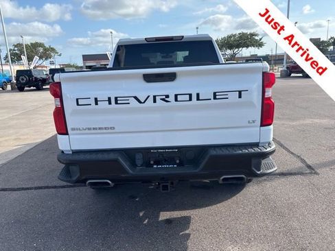 Used 2019 Chevrolet Silverado 1500 LT Trail Boss AWD/4WD image 12