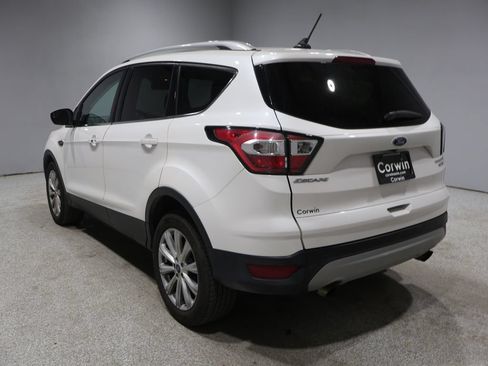 Used 2018 Ford Escape Titanium AWD/4WD image 5