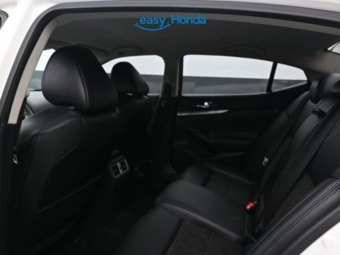 Used 2017 Nissan Maxima SR w/ Midnight Edition image 15