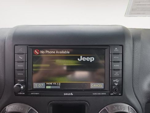 Used 2016 Jeep Wrangler Unlimited Sport w/ Connectivity Group AWD/4WD image 21