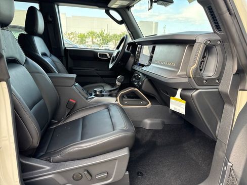 New 2026 Ford Bronco Badlands AWD/4WD image 22