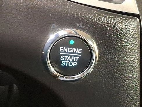 Used 2020 Ford Edge SEL w/ Convenience Package image 23