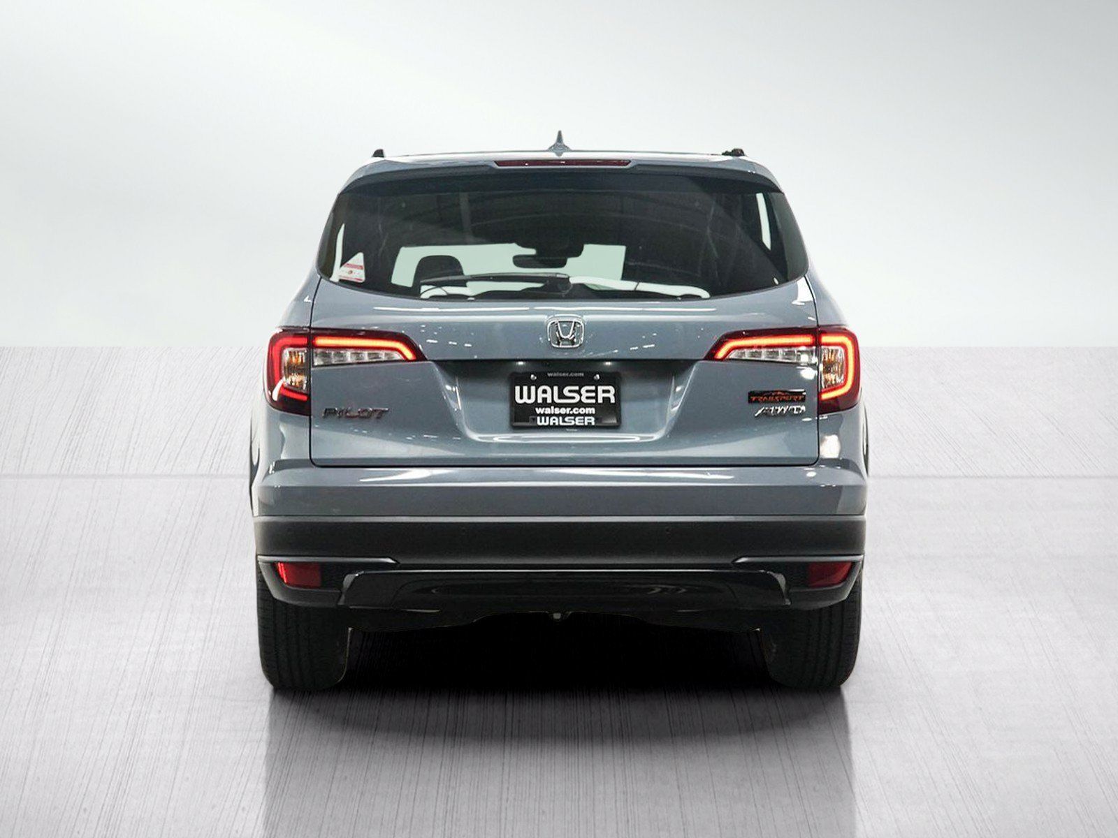 Used 2022 Honda Pilot TrailSport image 4