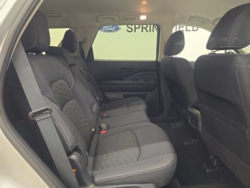 Used 2025 Nissan Pathfinder SV AWD/4WD image 12