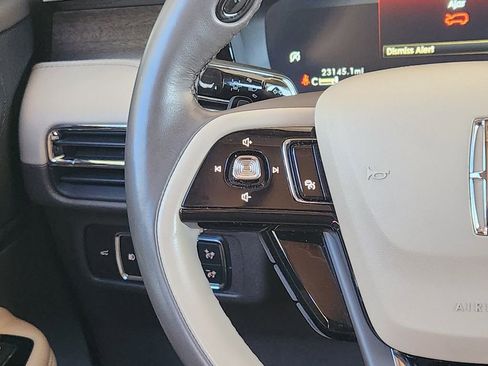 Used 2022 Lincoln Corsair Reserve w/ Equipment Group 201A image 26