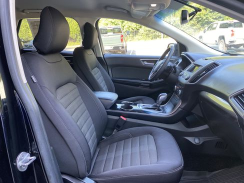 Used 2018 Ford Edge SEL FWD image 34