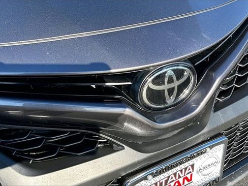 Used 2022 Toyota Camry SE image 31