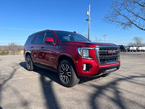Used 2021 GMC Yukon AT4 w/ AT4 Premium Package image 5